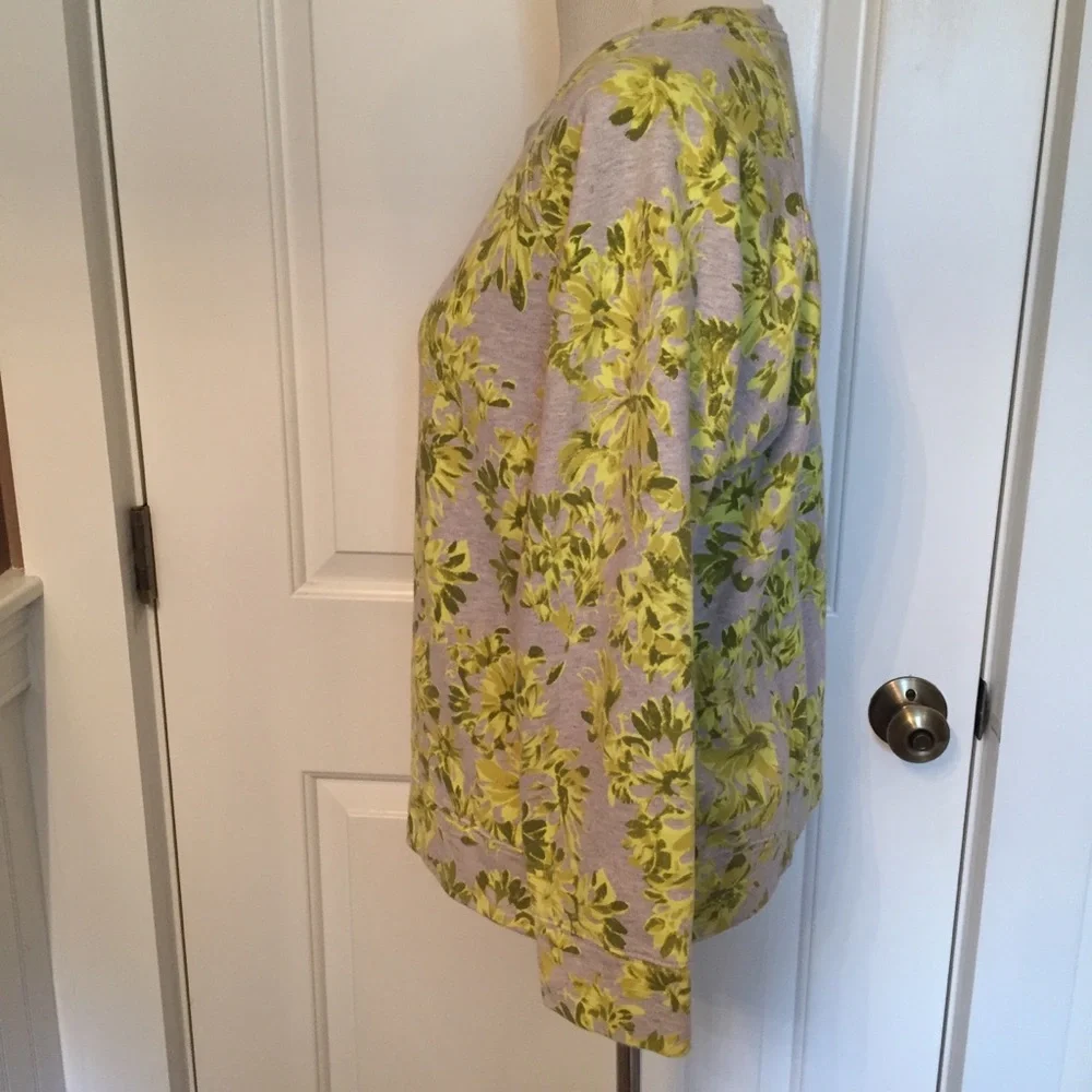 J. CREW TOP SWEATSHIRT GRAY GREEN FLORAL CREWNECK LONG SLEEVE Size L LARGE